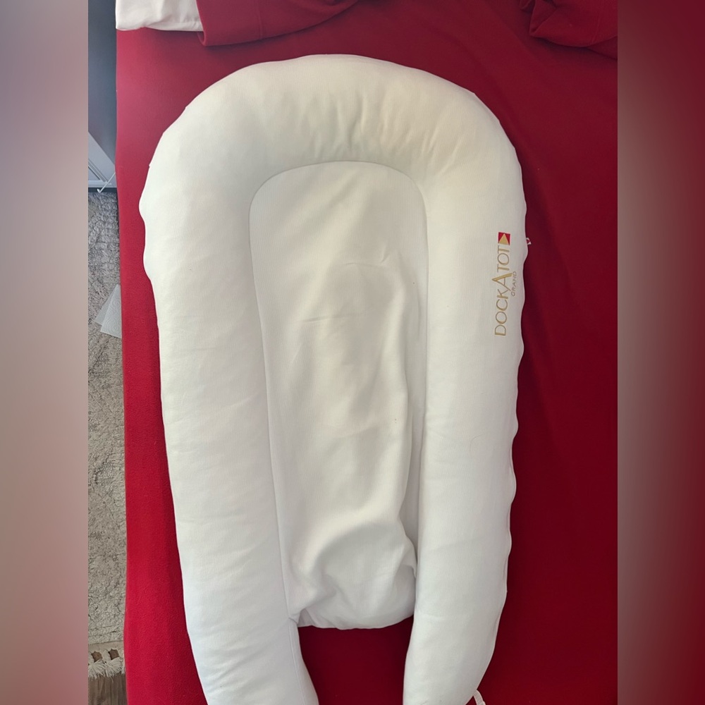 DockATot Grand + Ivory Corduroy Over